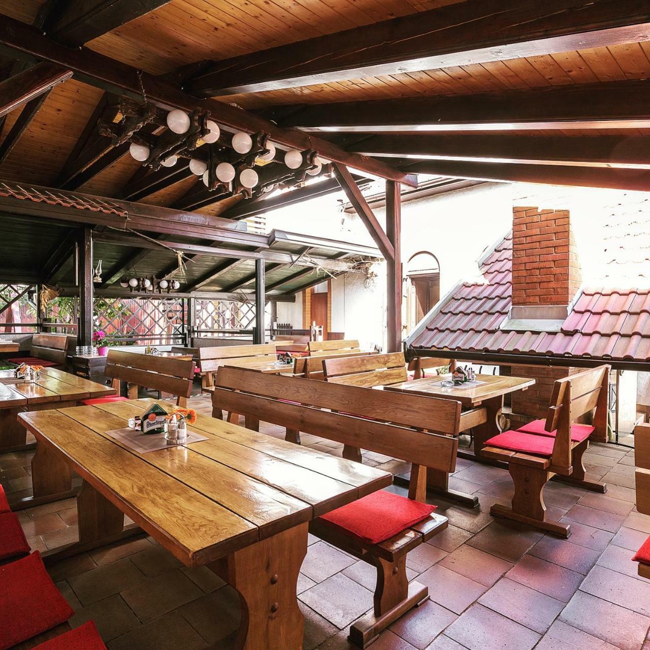 Restaurace A U Doubku Gasthuis